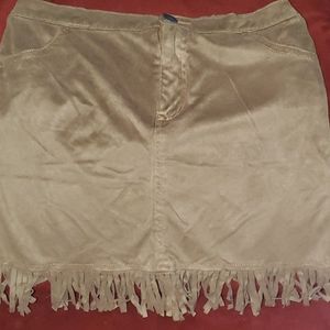 Brown Faux Leather With Fringe Trim Size 7/8